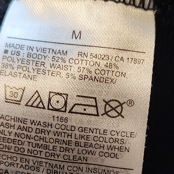 Maternity Shorts - Picture 3 of 3